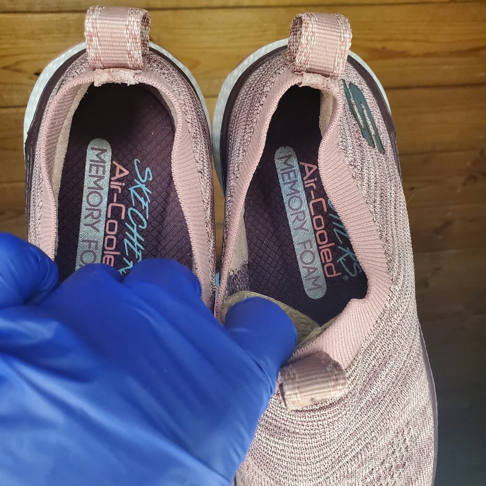 ❤️SKECHERS Stretch fit w/air-cooled memory foam solar fuse-LITE JOY NAUV…